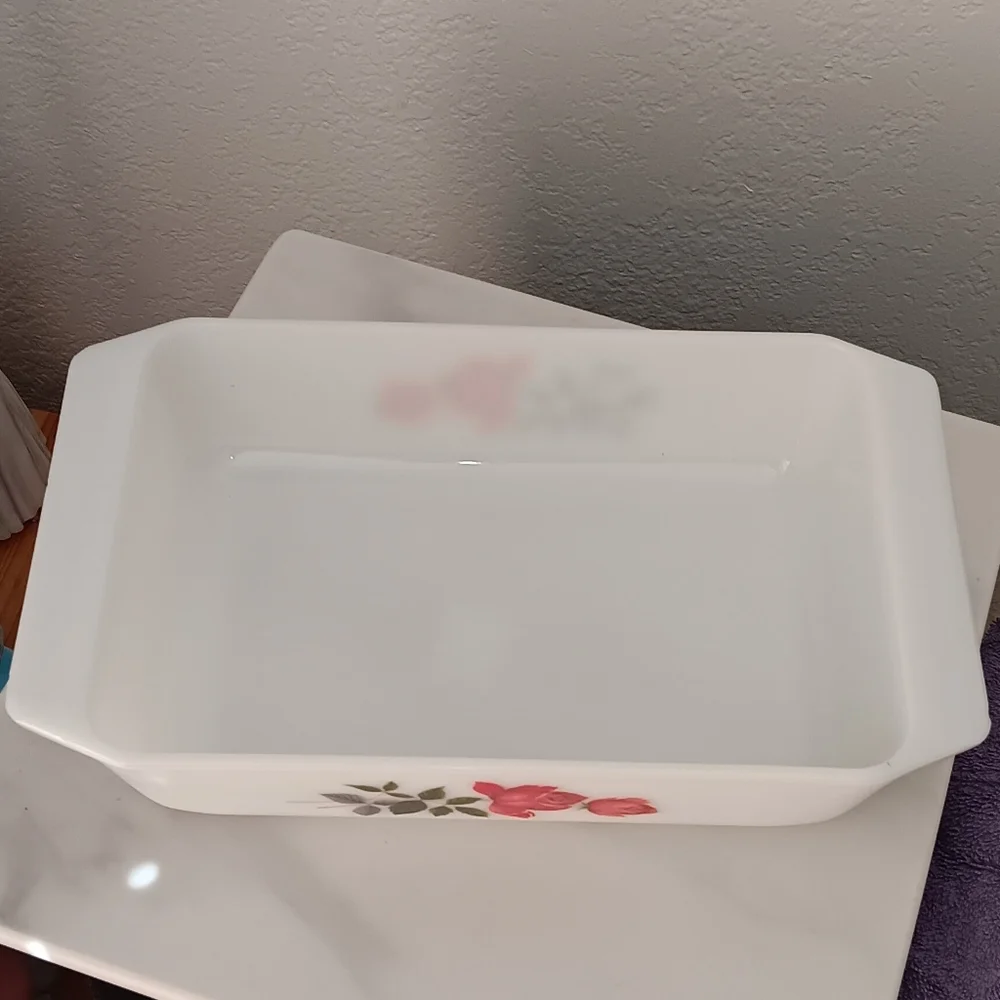 Glass Lid White Floral Baking Dish - Picture 5 of 13